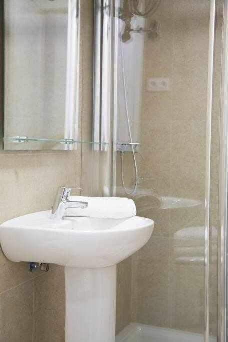 Comodo Y Agradable Estudio En Madrid Centro A3 Екстер'єр фото